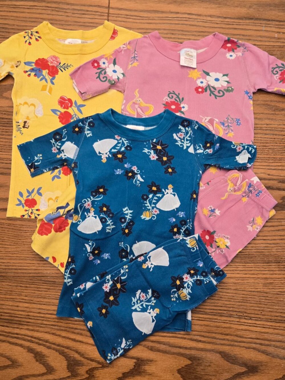 Hanna Andersson Disney Princess Cinderella Belle Rapunzel Pajamas / PJs 110 / 5
